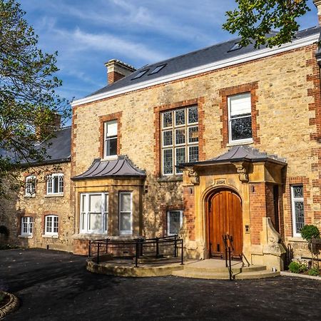 Old Abbey House Hotel Abingdon-on-Thames ภายนอก รูปภาพ