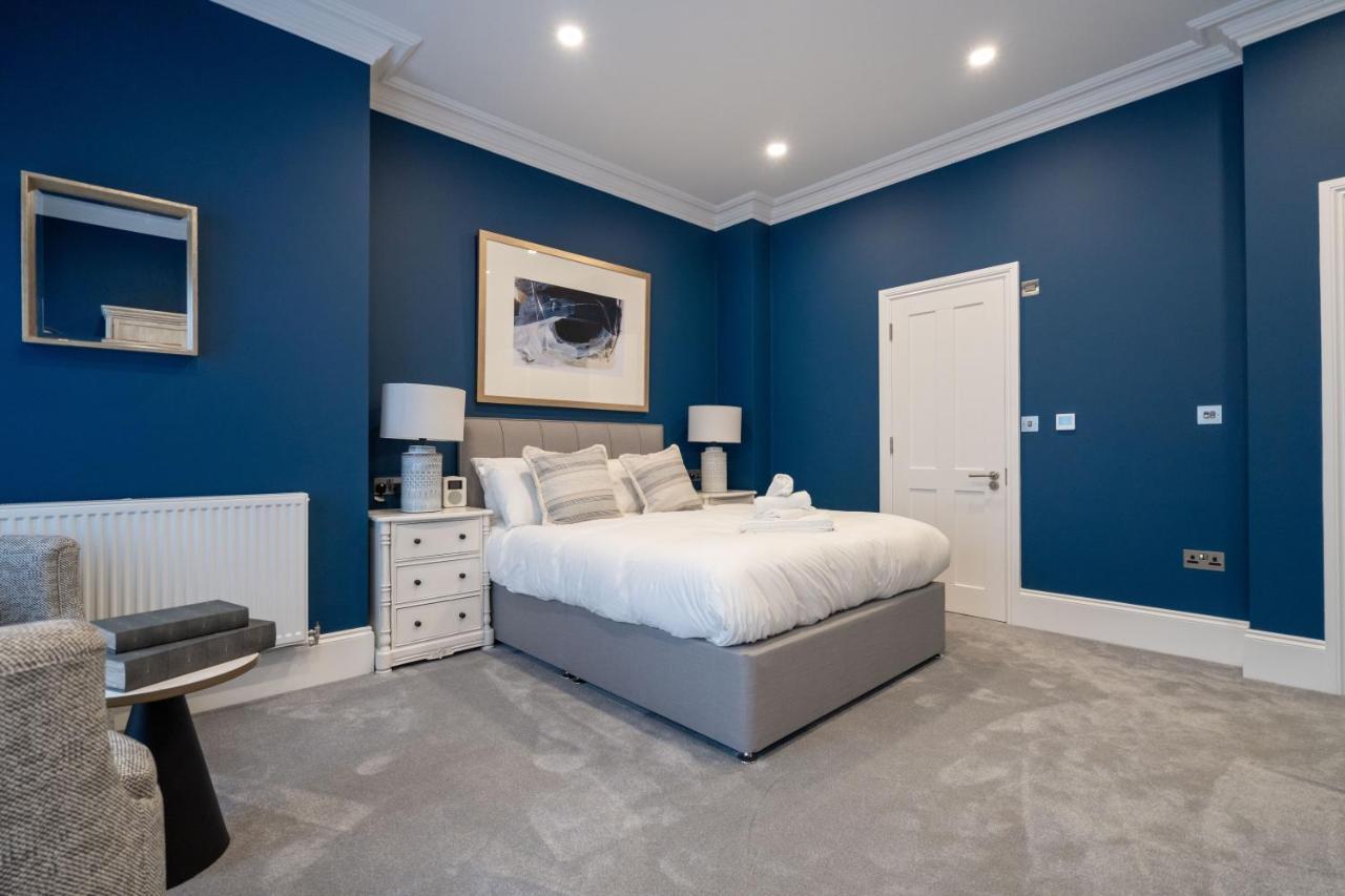 Old Abbey House Hotel Abingdon-on-Thames ภายนอก รูปภาพ