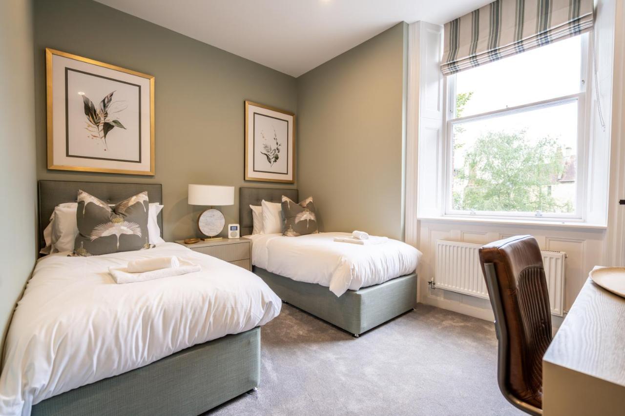 Old Abbey House Hotel Abingdon-on-Thames ภายนอก รูปภาพ