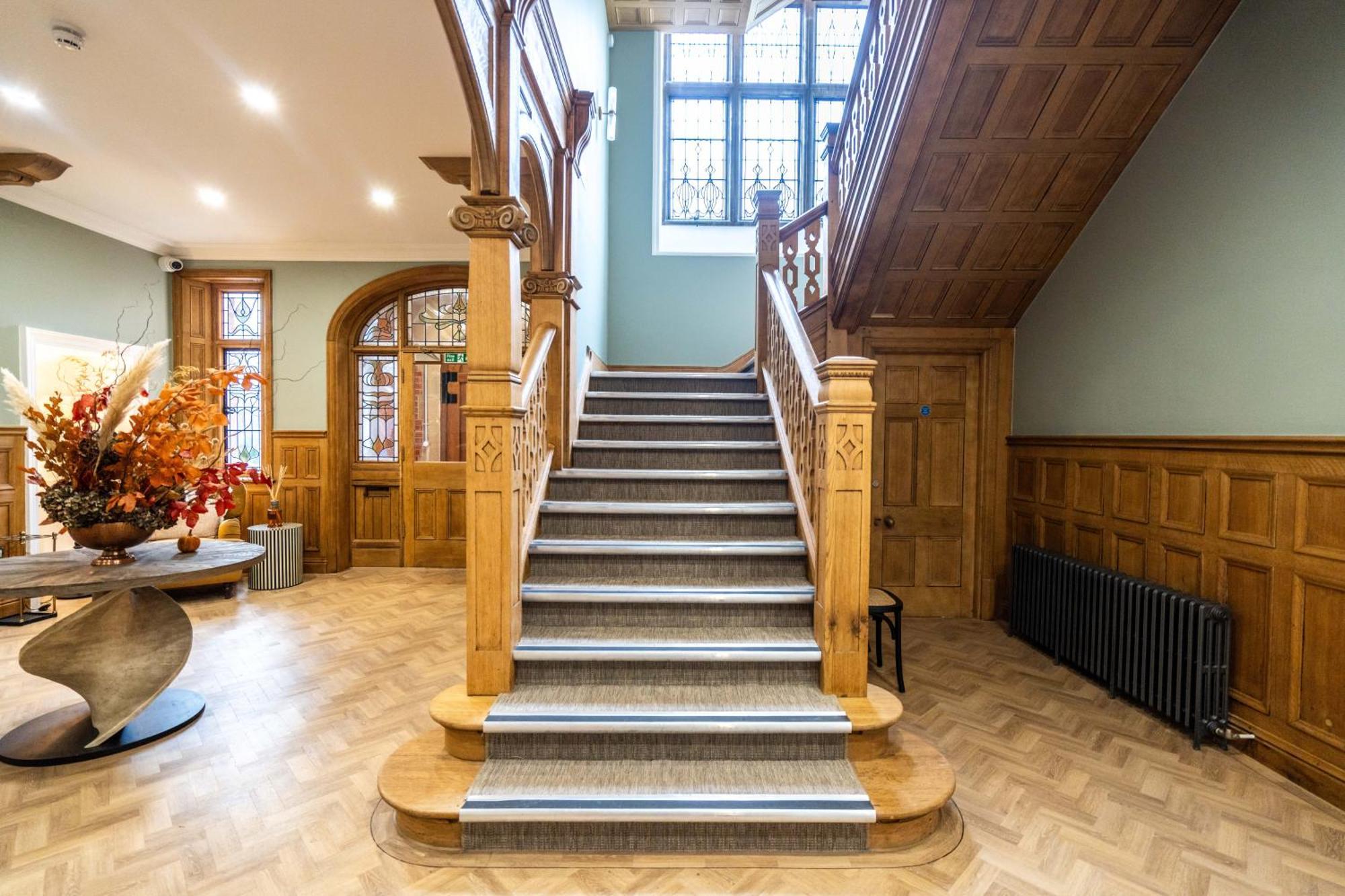 Old Abbey House Hotel Abingdon-on-Thames ภายนอก รูปภาพ