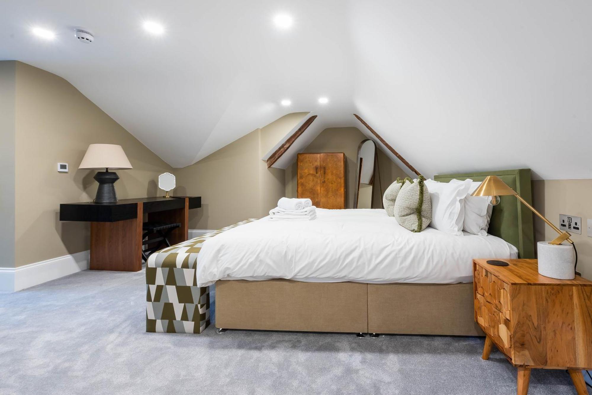 Old Abbey House Hotel Abingdon-on-Thames ภายนอก รูปภาพ