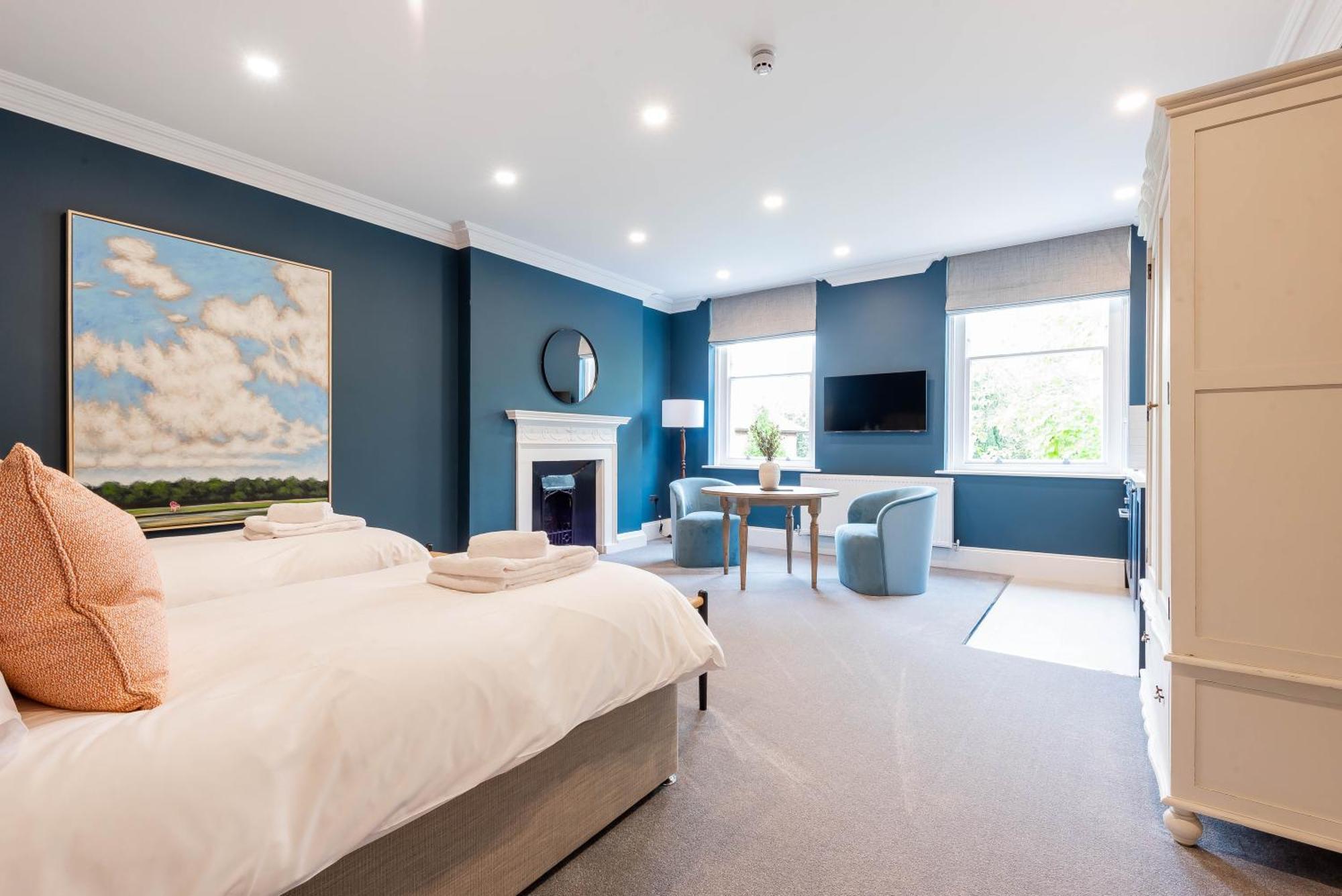 Old Abbey House Hotel Abingdon-on-Thames ภายนอก รูปภาพ